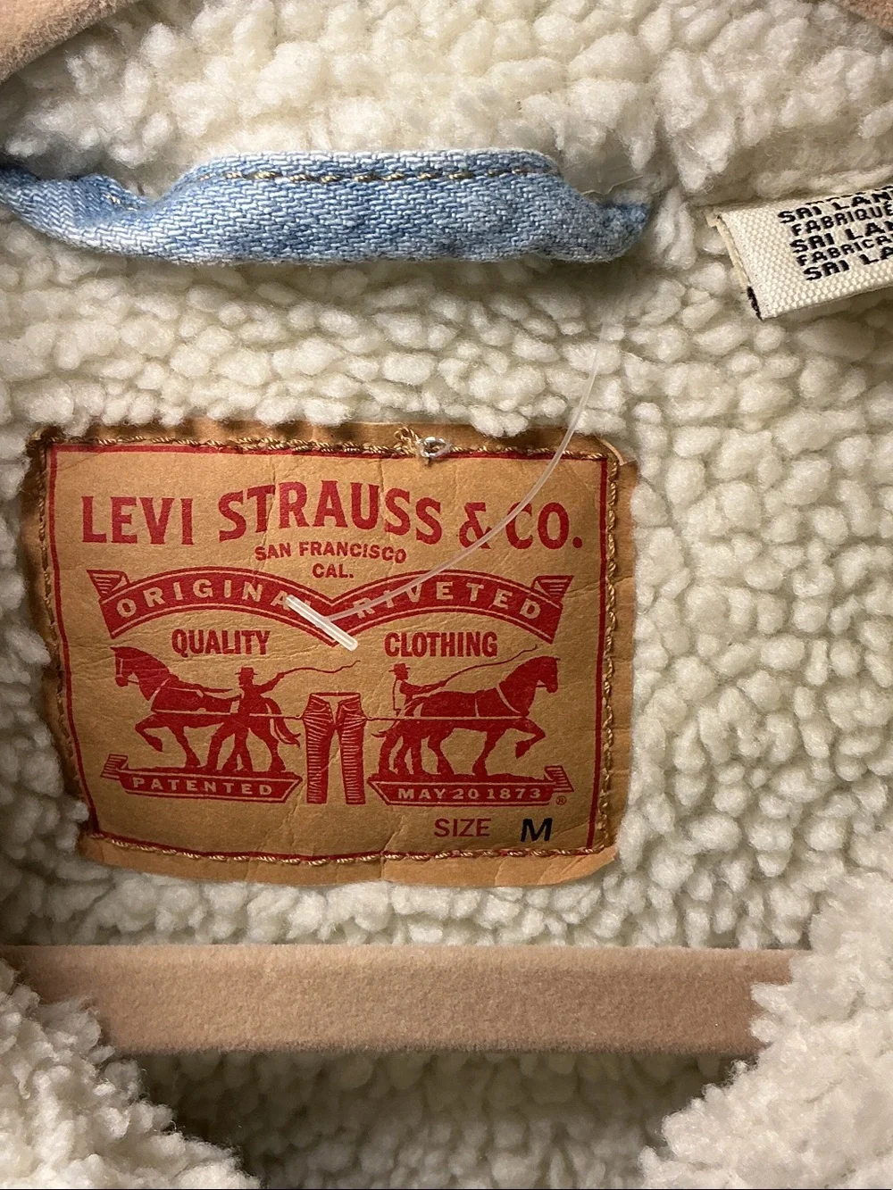 Levi's Light Blue Denim Jacket with Sherpa Lining Size M